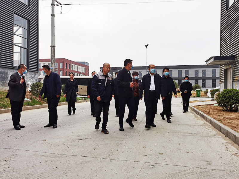 泰安市委常委、副市長、新能源產(chǎn)業(yè)鏈鏈長常緒擴調研山東旭德新能源科技有限公司